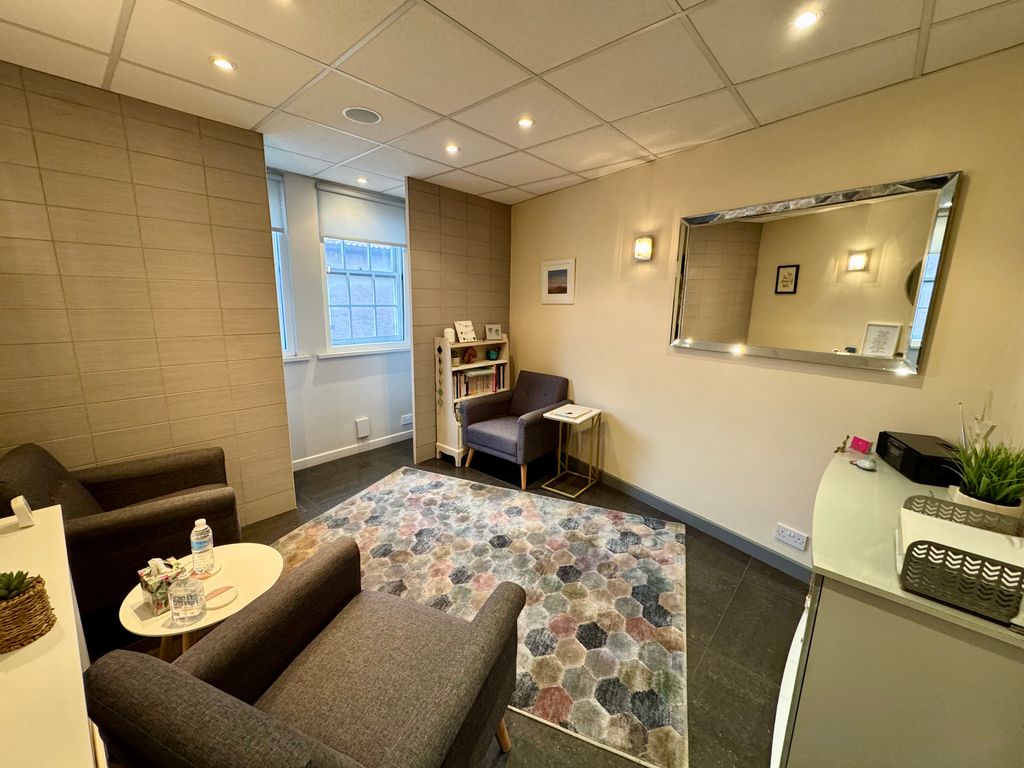 Property photo 3 of 9 Img_2217