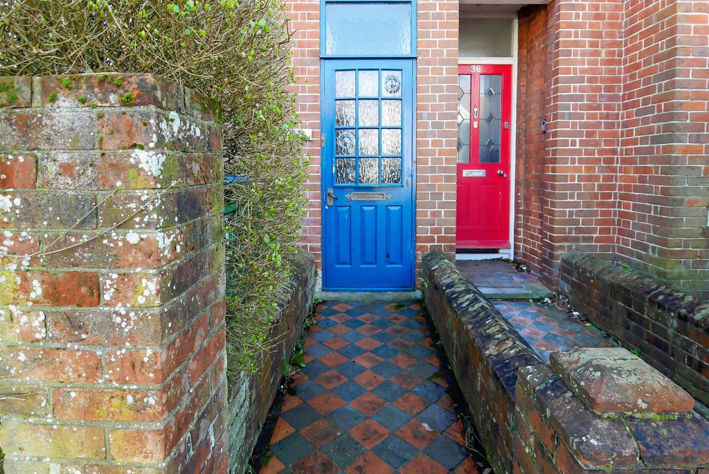 Property photo 2 of 20 P1090553.Jpg