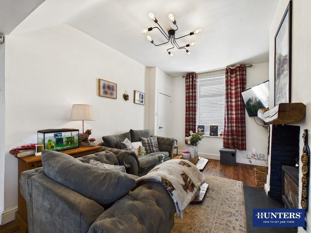 Property photo 3 of 13 Living Room