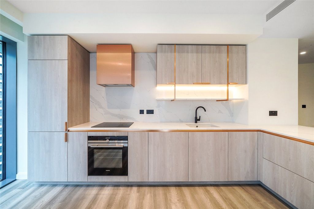 Property photo 1 of 13 Picture No. 01