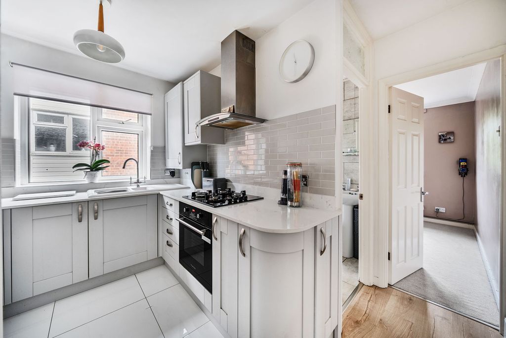 Property photo 3 of 15