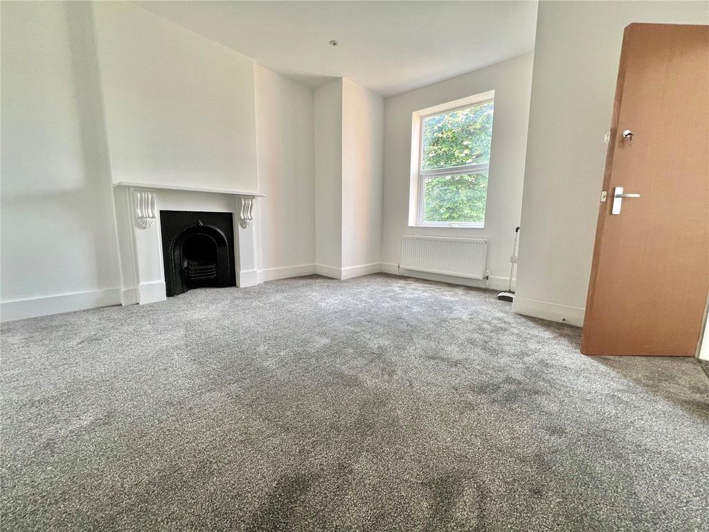 Property photo 1 of 13 Picture No. 22