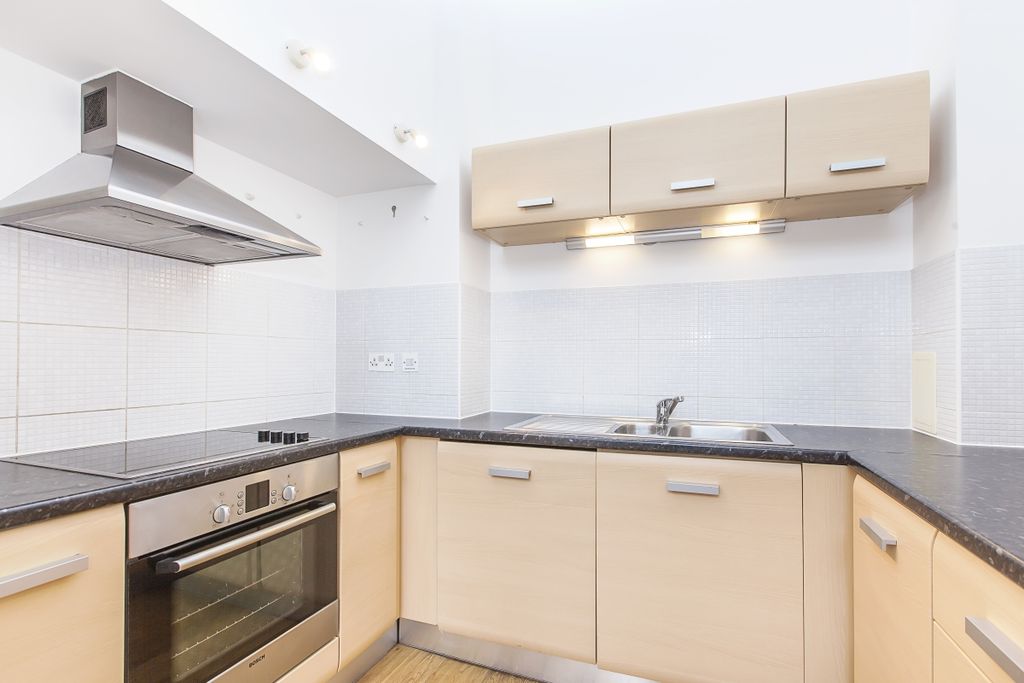 Property photo 3 of 9 Wollaton House