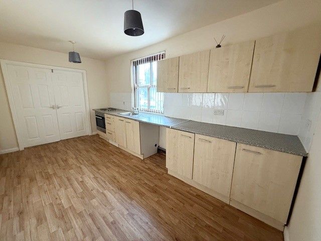 Property photo 2 of 10 Photo