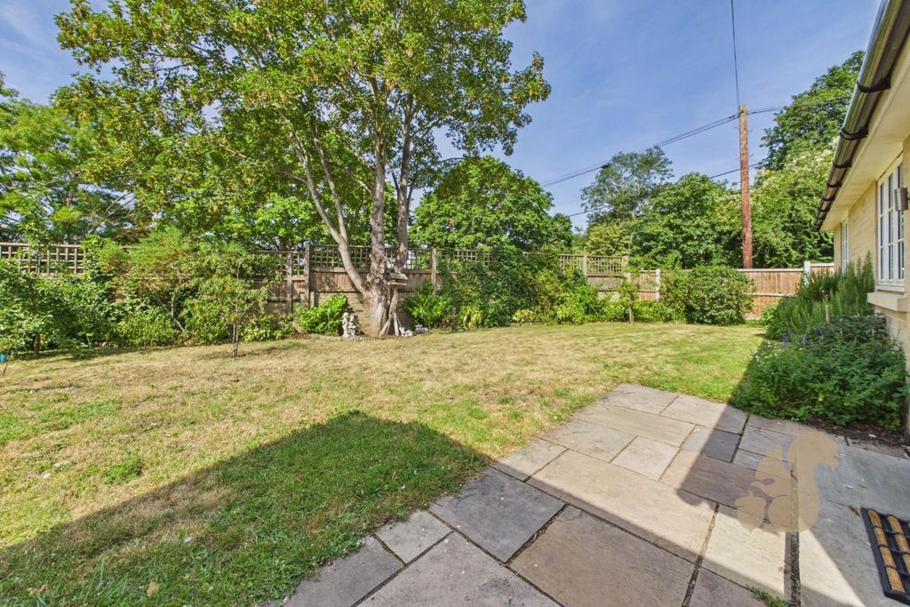 Property photo 3 of 17 Garden
