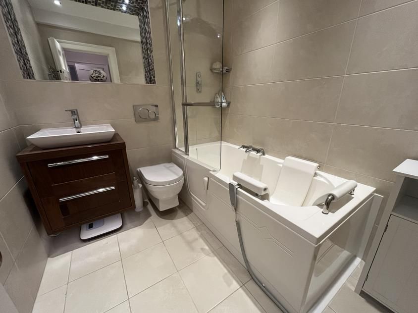 Additional image 16 of 2 bed flat for saleBretby, Burton-On-Trent DE15