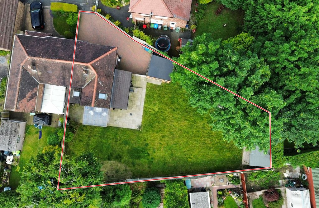Property photo 2 of 45