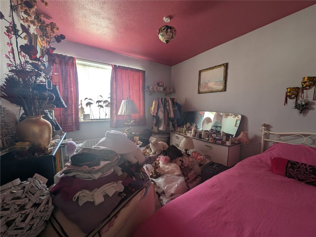 Property photo 2 of 5 Picture No. 09