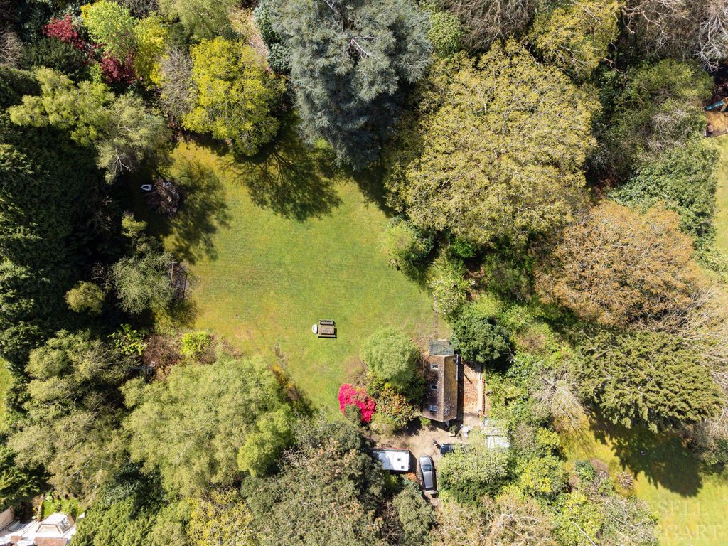 Property photo 2 of 13