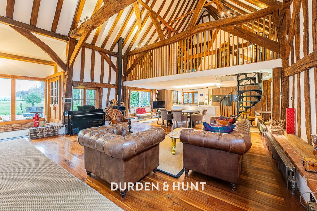 Property photo 1 of 61 Coopersale-49.Jpg