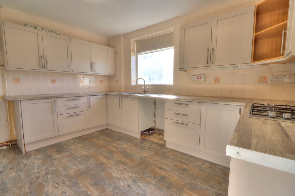 Property photo 3 of 14 Picture No. 10