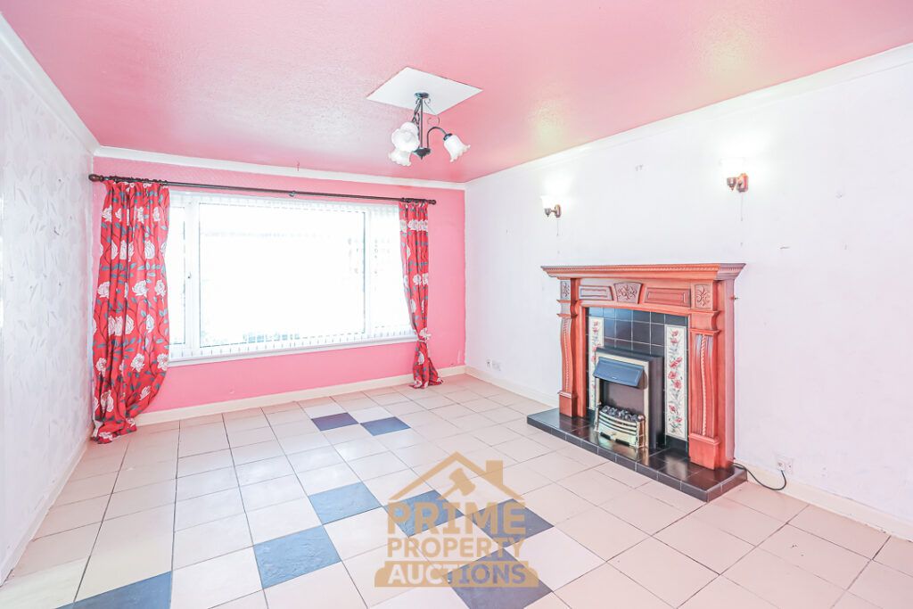 Property photo 3 of 17