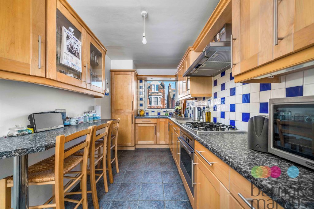 Property photo 2 of 14