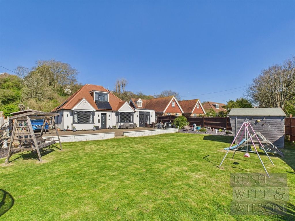 Property photo 1 of 35
