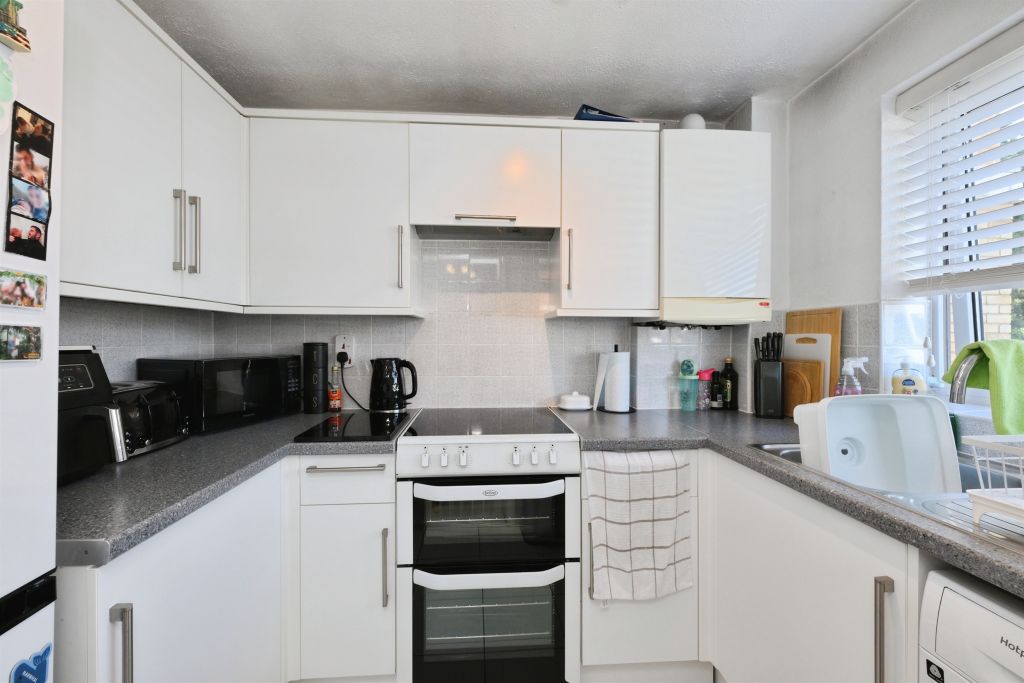 Property photo 3 of 15
