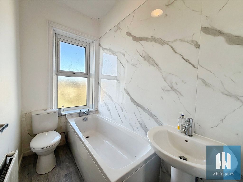 Property photo 3 of 10 Picture No. 24