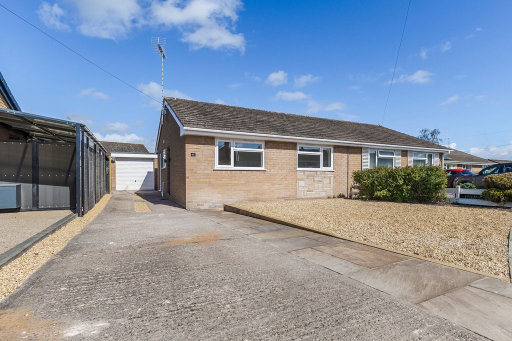 Property photo 1 of 24
