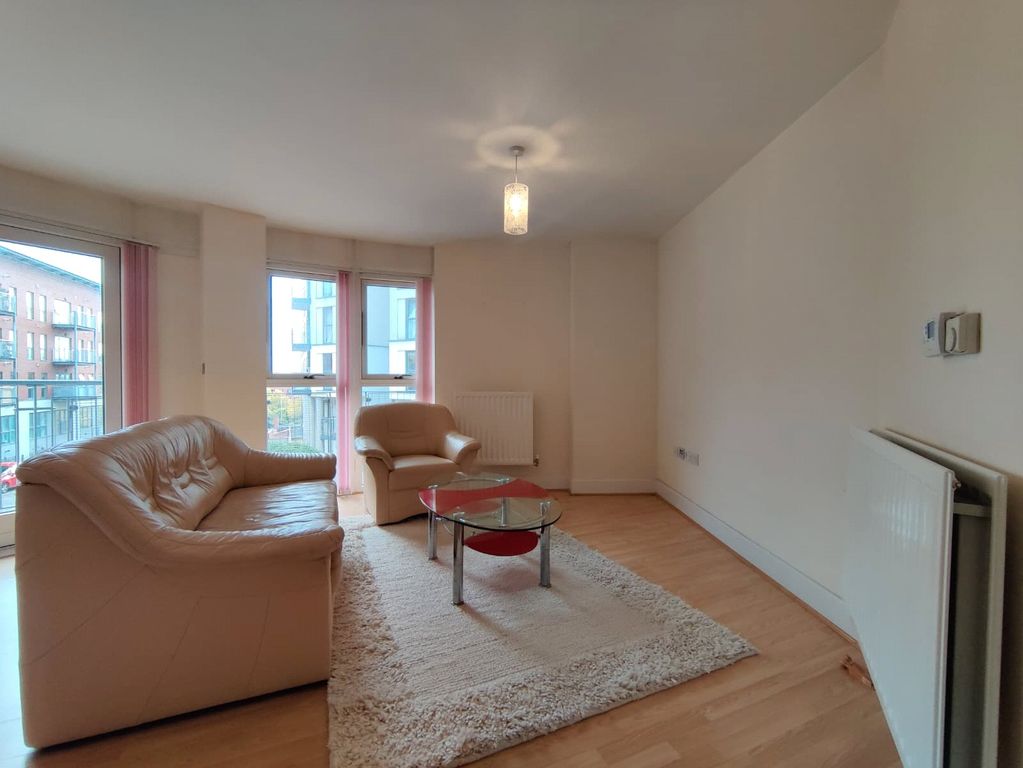 Property photo 3 of 8 Picture No. 24