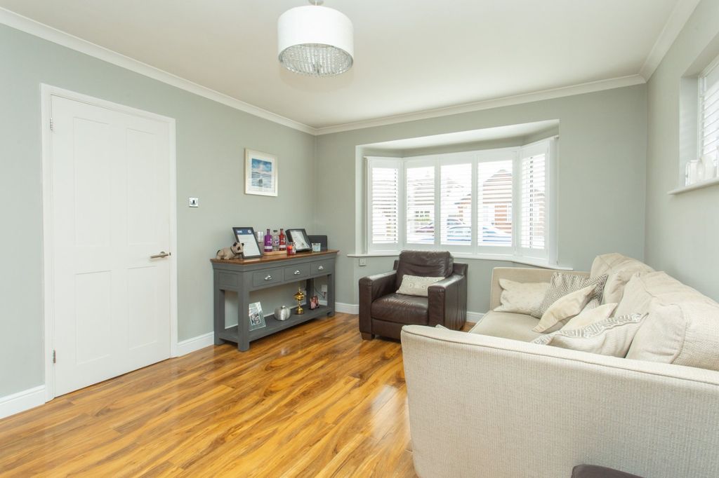 Property photo 2 of 10 Picture 2