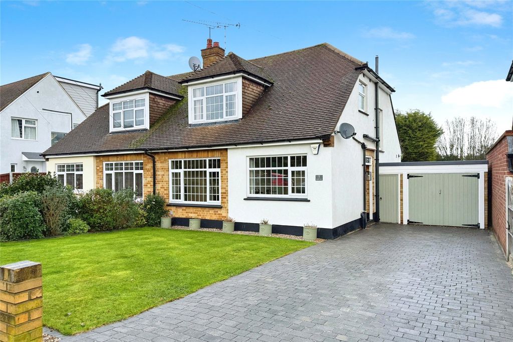 Property photo 1 of 17 External