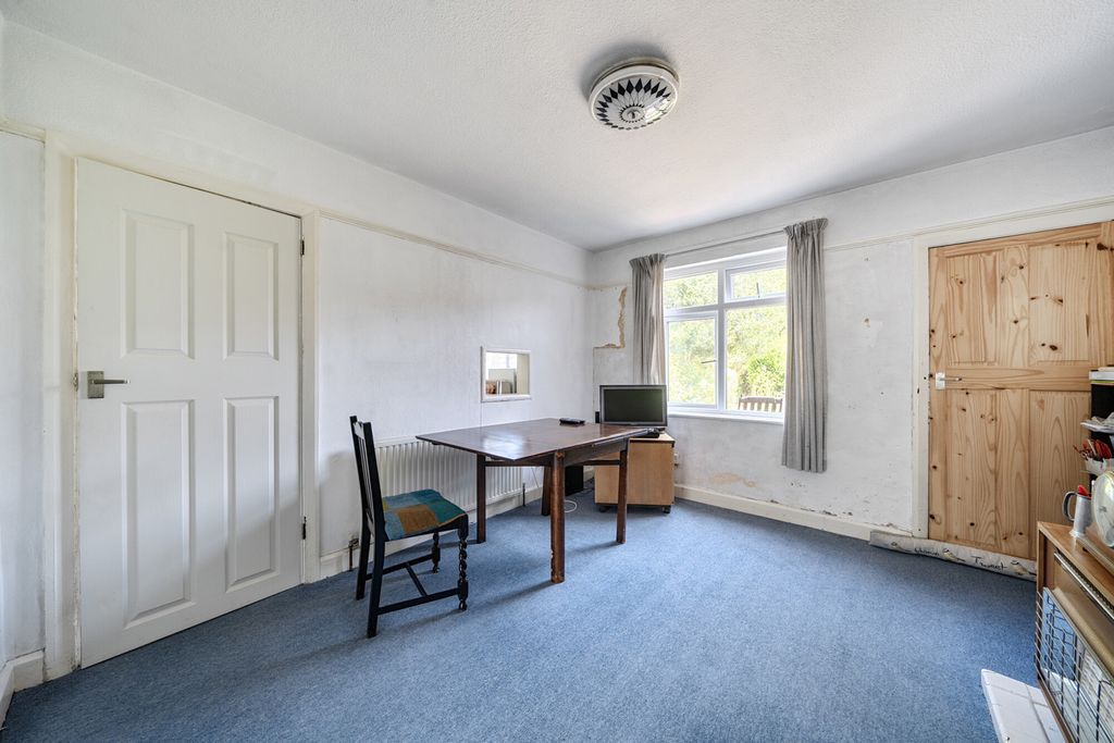 Property photo 3 of 22 1493578-12-6A58c8...