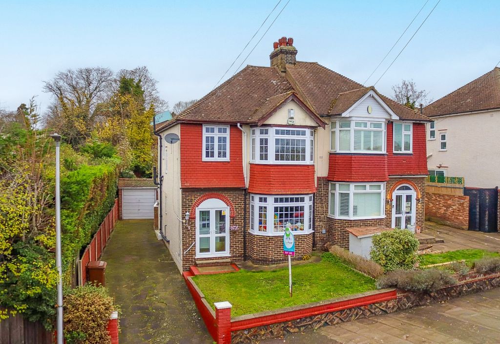 Property photo 1 of 18 View Of The Front Of The Property