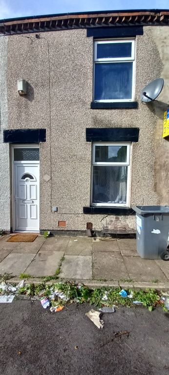 Property photo 2 of 18