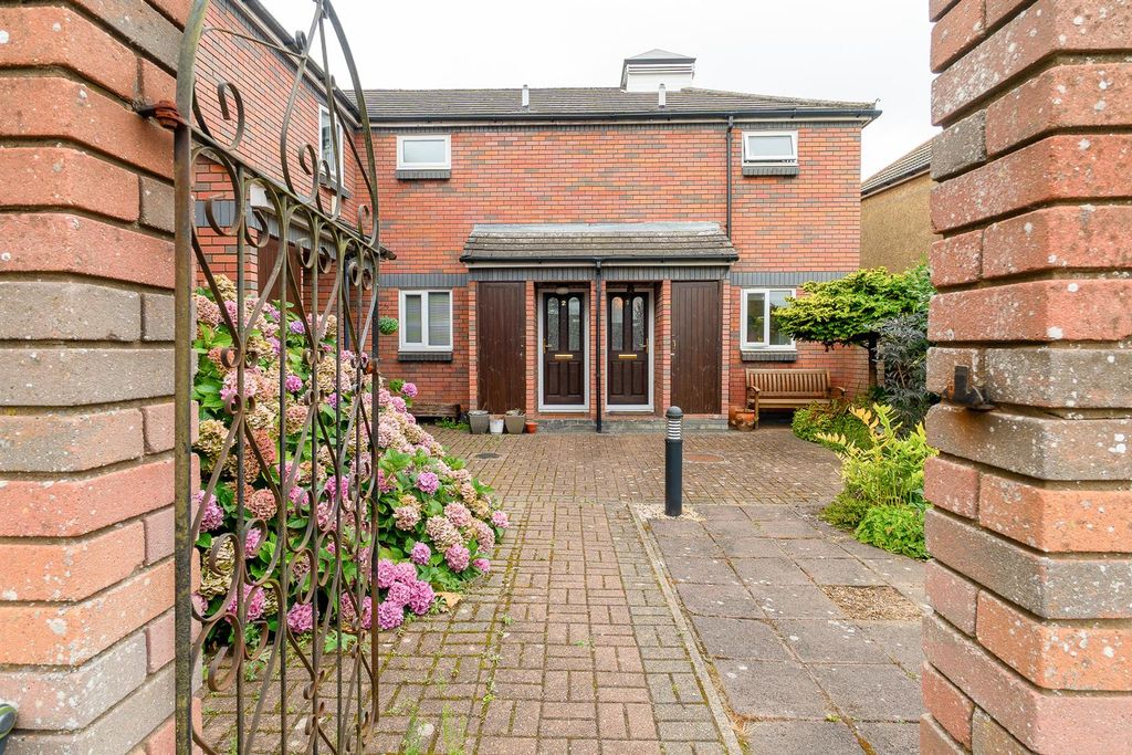 Property photo 1 of 16 Dsc09905.Jpg