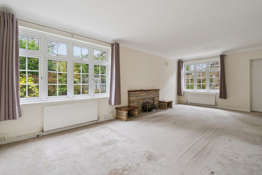 Property photo 3 of 21