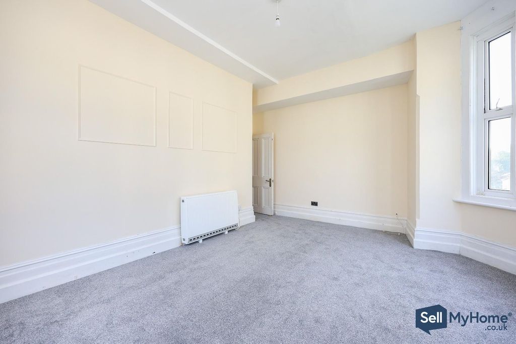 Property photo 3 of 12 Living Room