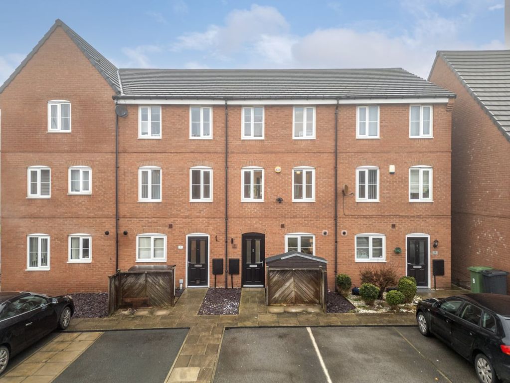 Property photo 1 of 32