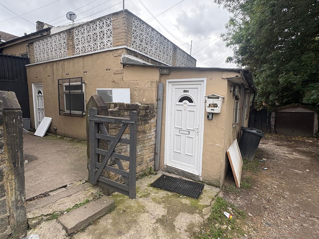 Property photo 1 of 16 Entrance