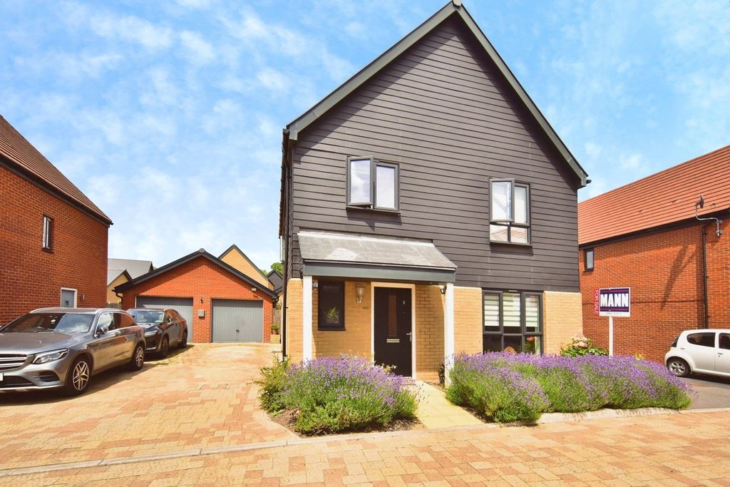 Property photo 1 of 22 Pbox-Img.Jpg
