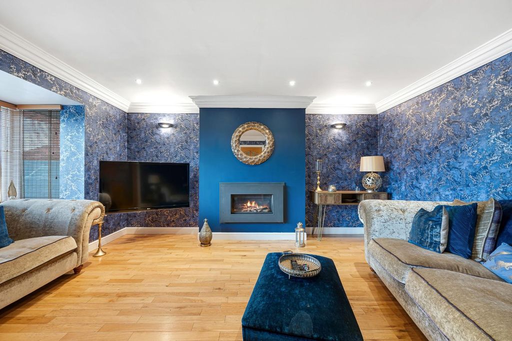 Additional image 14 of 6 bed property for saleMoorlands Court, Darwen BB3