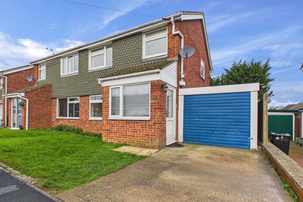 Property photo 1 of 19