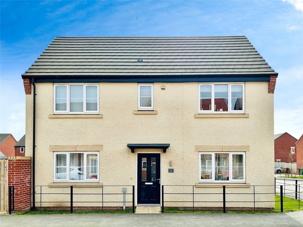 Property photo 1 of 14 Front