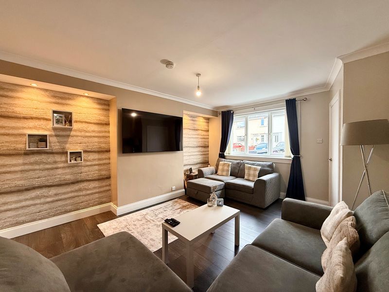 Property photo 2 of 15 Photo 9