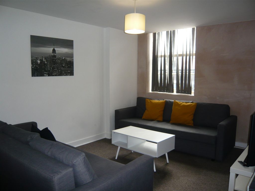 Property photo 3 of 5