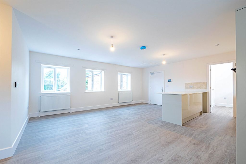 Property photo 3 of 7 Picture No. 05