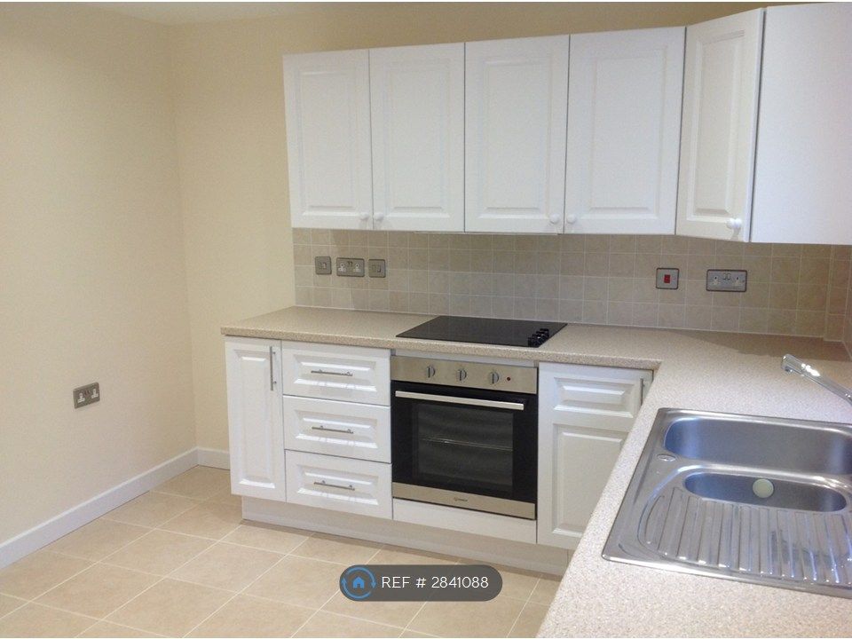 Property photo 2 of 25