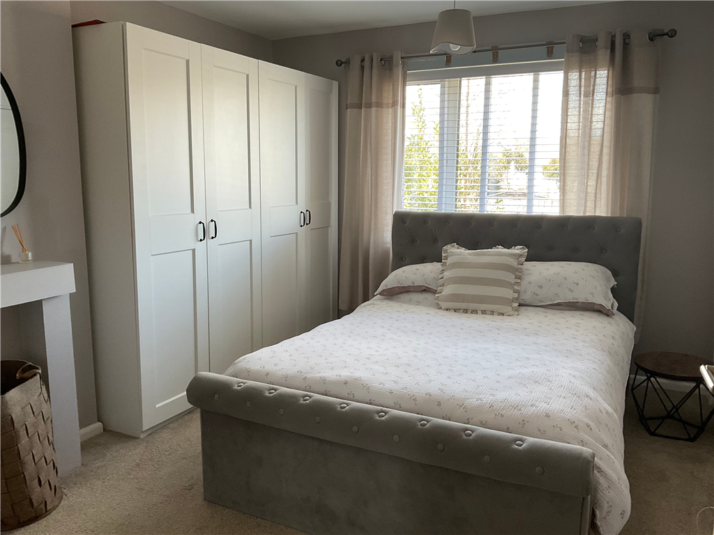 Property photo 3 of 8 Bedroom 1