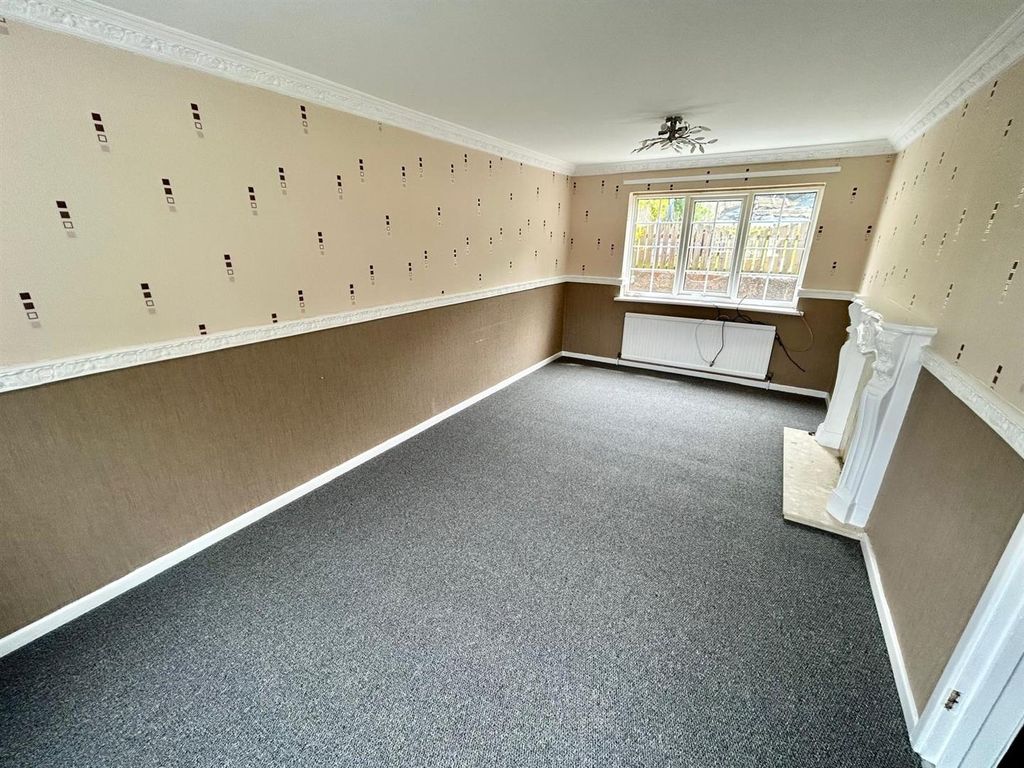 Property photo 2 of 8 Photo-2024-06-13-13-28-13.Jpg