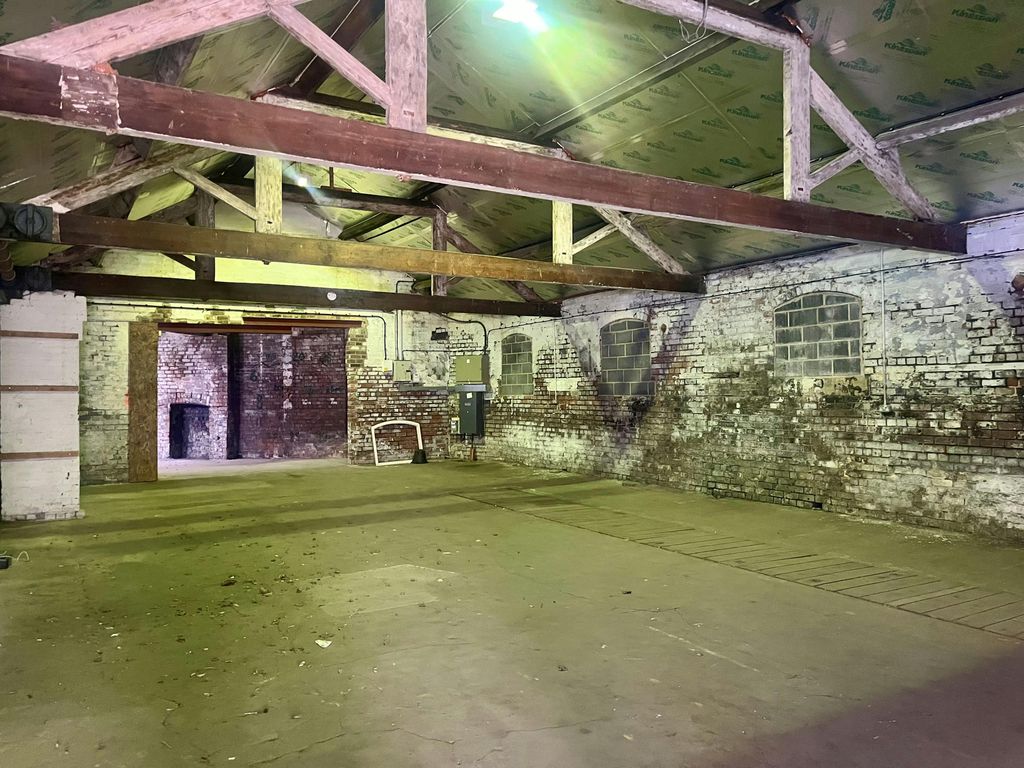 Property photo 3 of 10 Img_2216.Jpg