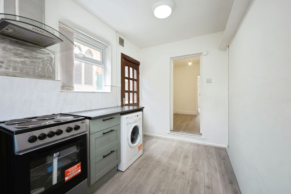 Property photo 2 of 14
