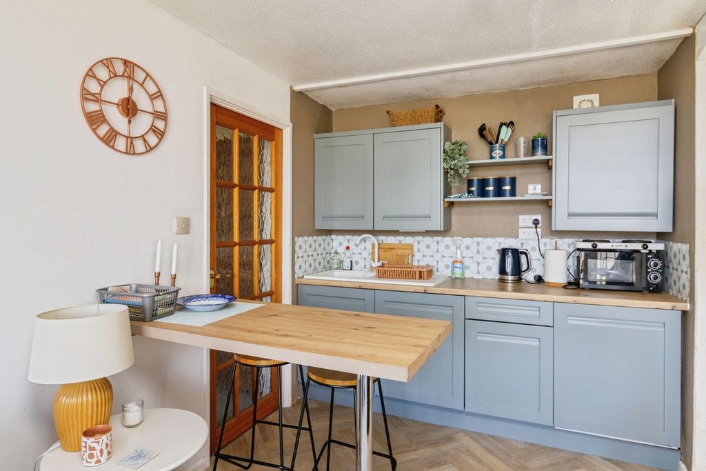 Property photo 2 of 13 Pbox-Img.Jpg