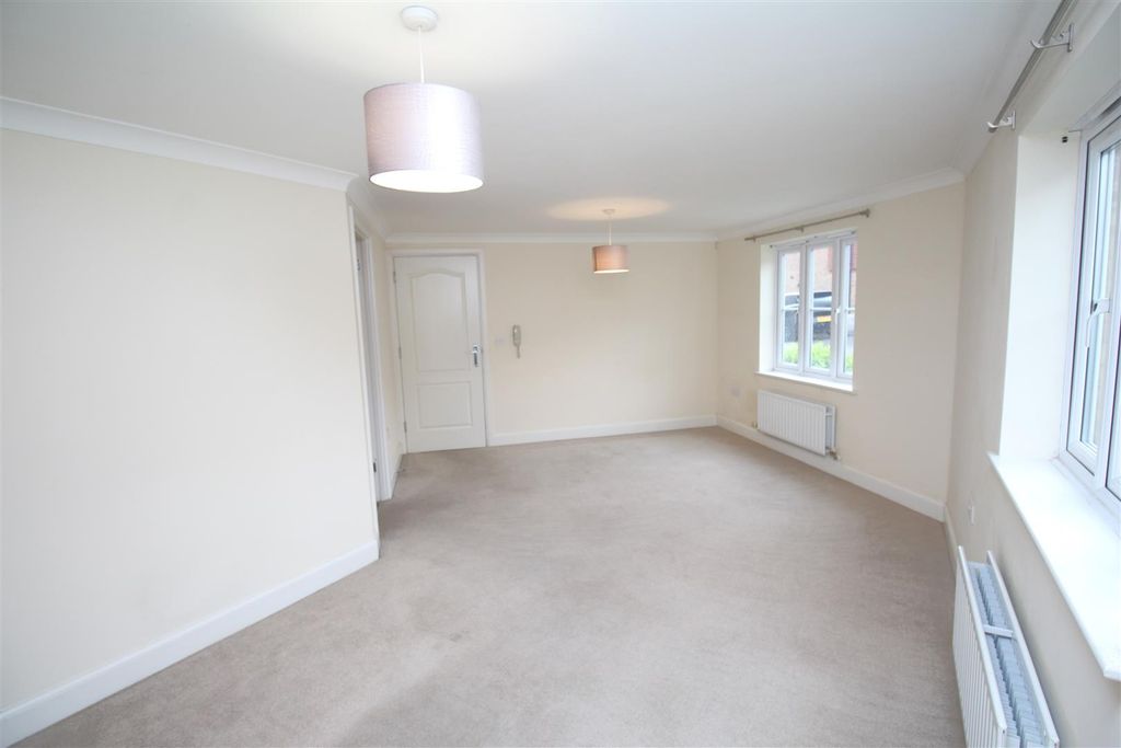 Property photo 2 of 13 Img_8494.Jpg