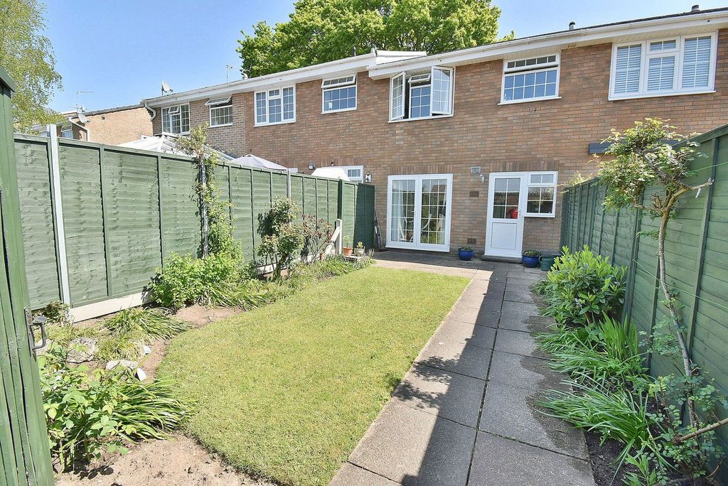 Property photo 3 of 17