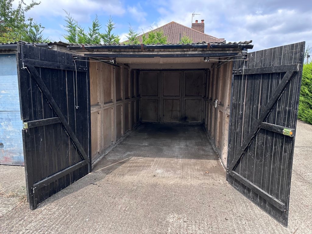 Property photo 2 of 4