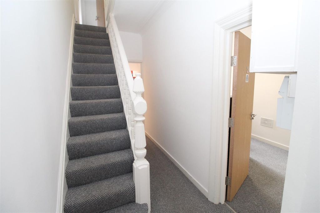 Property photo 3 of 23 Img_2339.Jpg