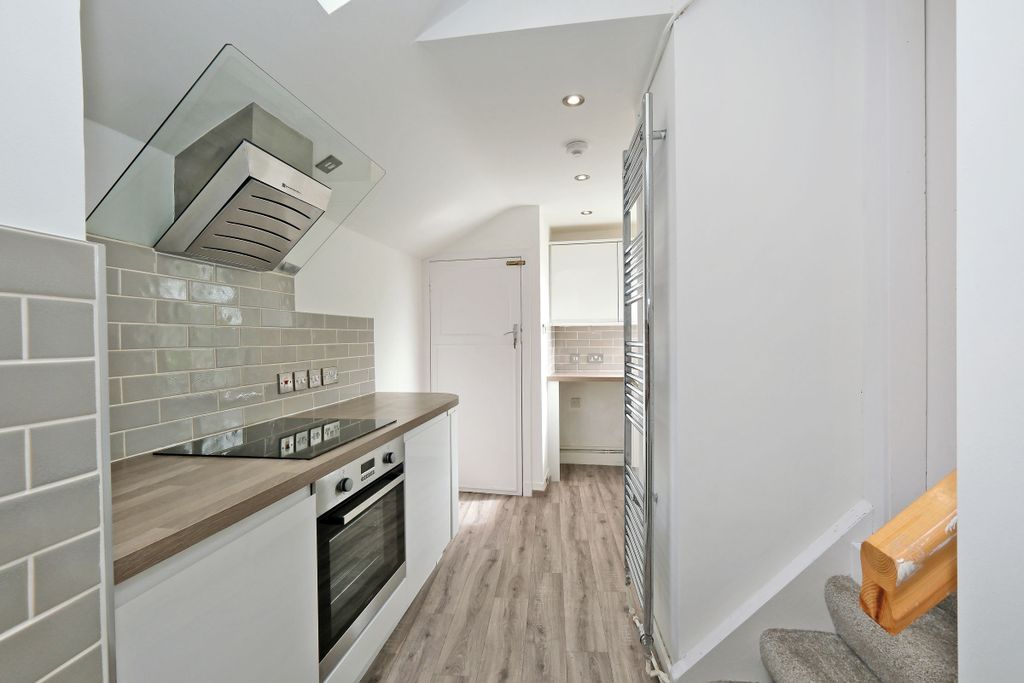 Additional image 6 of 4 bed flat for saleWhitehall Road, The West End, Aberdeen AB25
